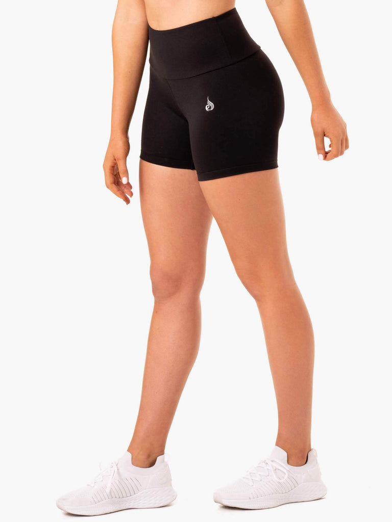 Staples Scrunch Bum Mid Length Shorts - Black - Ryderwear