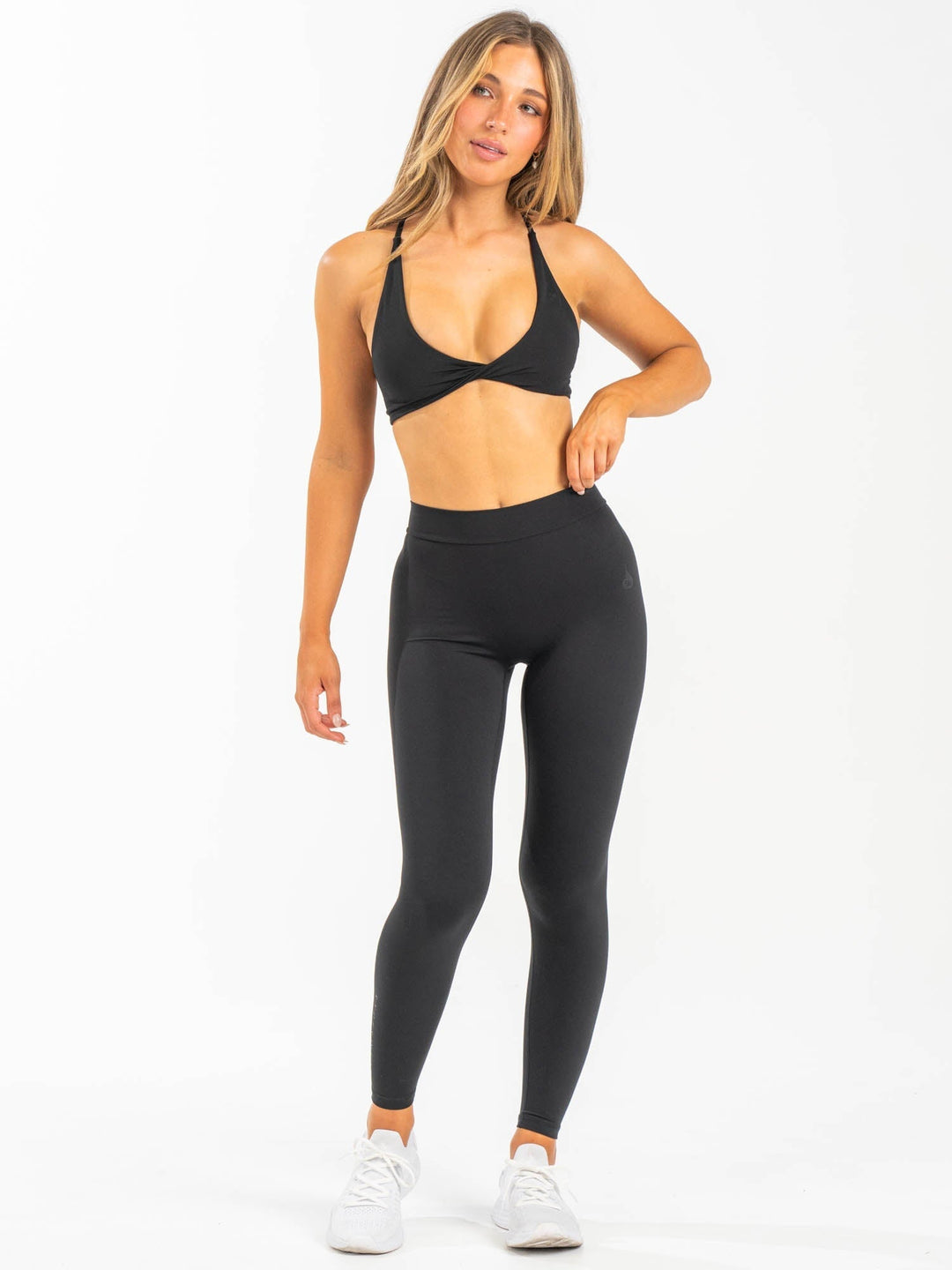 NKD Twist Sports Bra - Black Clothing Ryderwear 