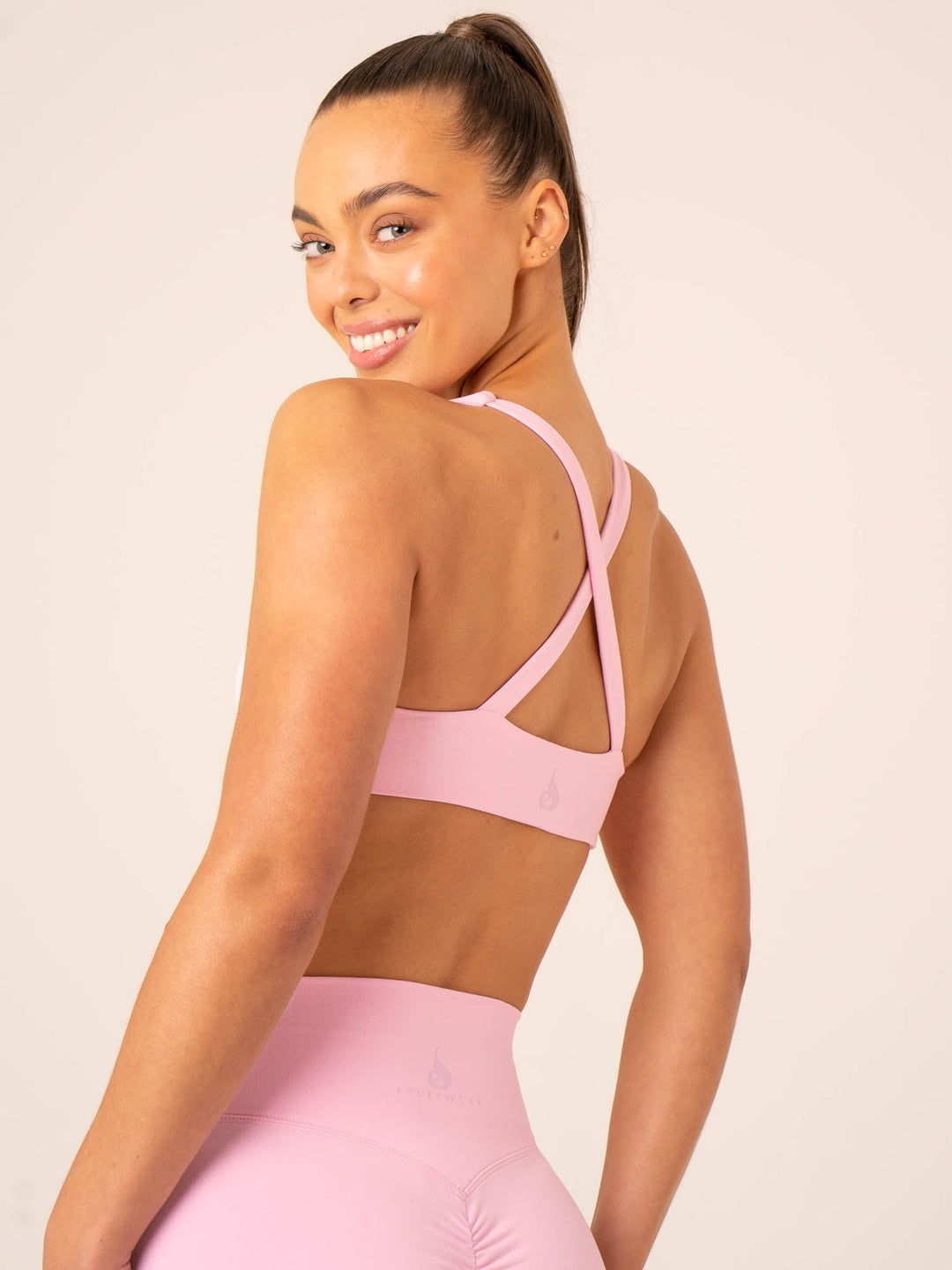 Momentum Twist Sports Bra - Candy Pink Clothing Ryderwear 